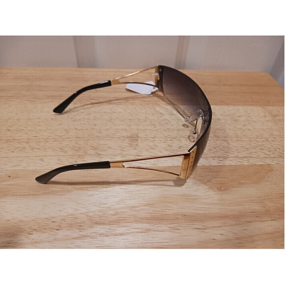 Frameless Large Sunglasses With Gold Side Rims - Picture 9 of 10